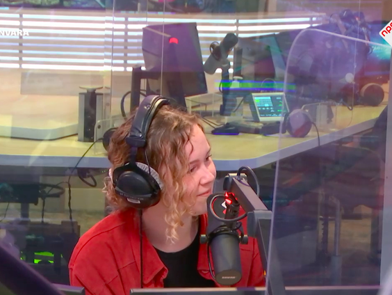 Willemijn May- Stronger (Live @ Giel)