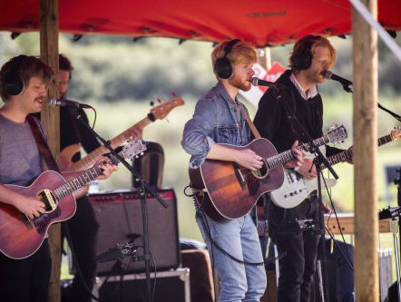 Bekendmaking Top 3 van de Reclamemuziek Top 40