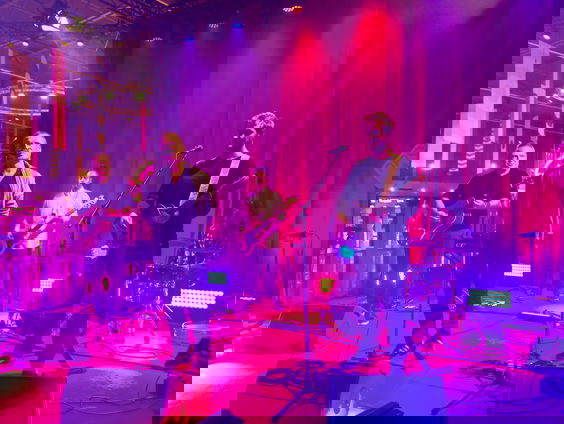 Racoon - Het Is Al Laat Toch live in Muziekcafé XL vanuit Ahoy Rotterdam