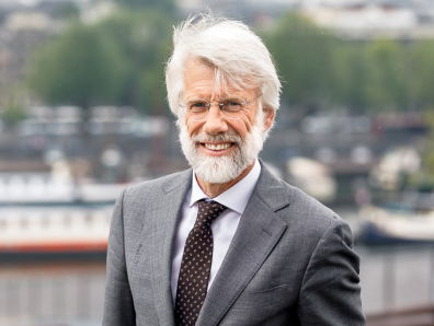 Professor dr. Erik Scherder maakt ons in MAX Masterclass wijzer over het brein