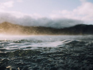 Hoe gaan de verzekeraars om met deze enorme hoeveelheid stormschade?