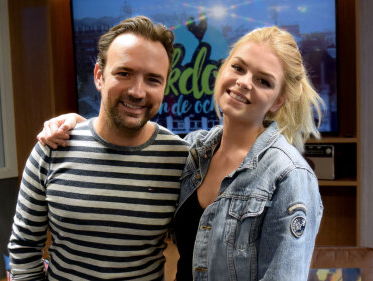 Davina Michelle live