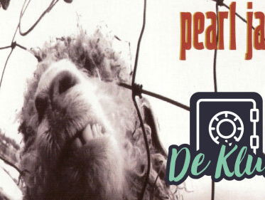 De Kluis: Pearl Jam - 'Elderly Woman Behind the Counter in a Small Town'