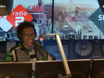 Dit is wat liefde vooral niet is volgens Nasrdin Dchar