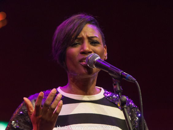 Edsilia Rombley vanavond in Top 2000 Pick-up tour over opvallende plaat