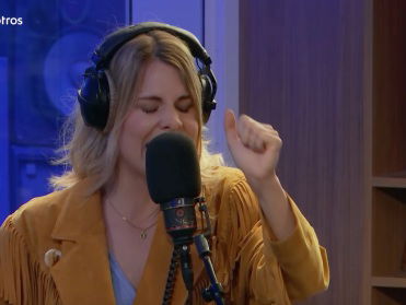 Blackbird - Wicked Song live @ Roodshow Late Night