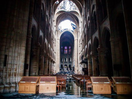 Eerste dienst in Notre Dame