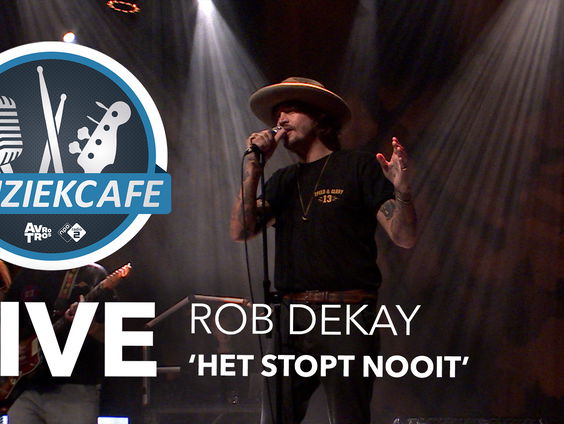 Rob Dekay - 'Het Stopt Nooit' live bij Muziekcafé