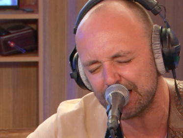 Niels Geusebroek - Maybe live @ Roodshow Late Night