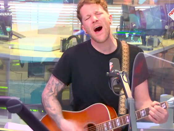 PYRO (Bas)- Out of the river (Live @ Giel)