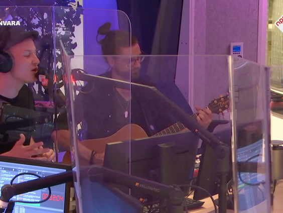 Daniel Kist- cover Racoon het is al laat toch (Live @ Giel)