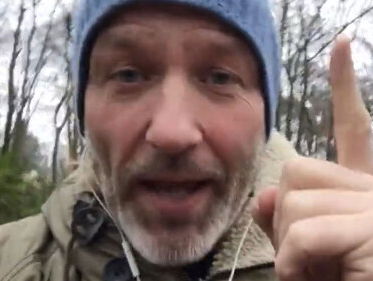 Eddy Zoëy vlogt over een nieuw kiesstelsel, maar wat wil hij nu écht!?