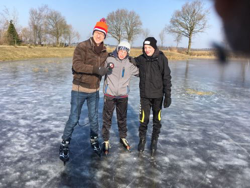 Frits in de vrieskou doet een sprintje in Fochteloërveen