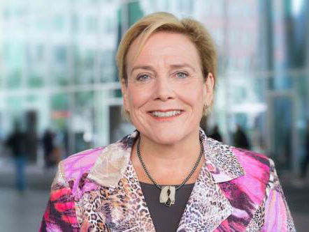 Minister Bijleveld is in Normandië voor D-Day