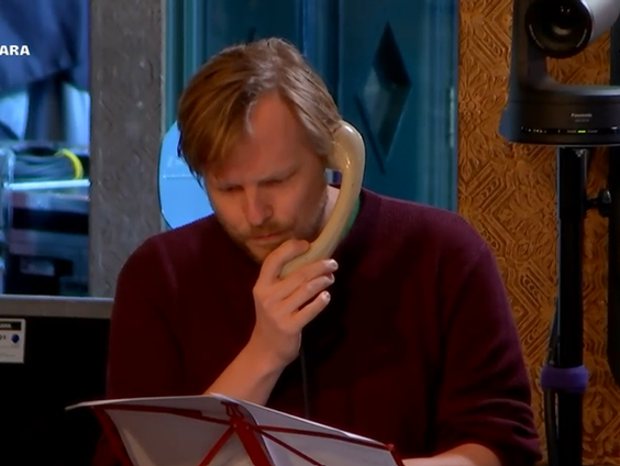 Cabaret: Bellen met de twijfellijn