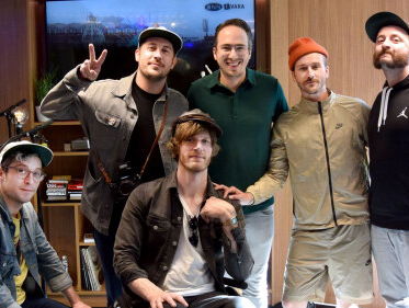 Portugal. The Man live