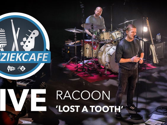 Racoon - 'Lost A Tooth' live bij Muziekcafé