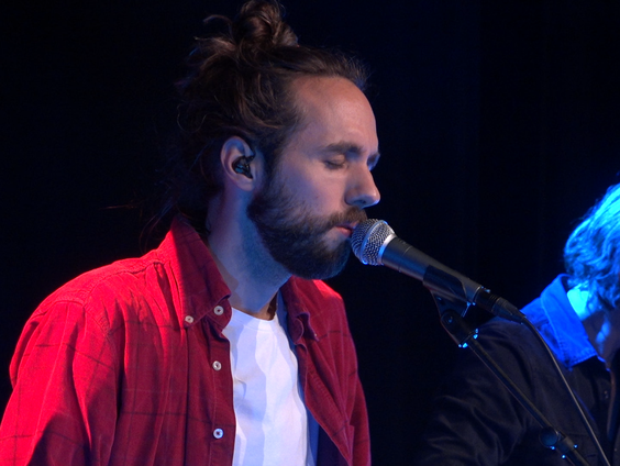 Tim Dawn - 'I'll Hold On' (Extended Version) live bij Muziekcafé