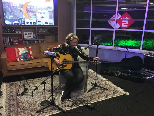 Leonie Meijer speelt