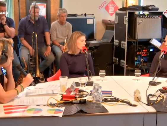 Officier van justitie Bart Nitrauw en onderwijzer Nanja de Ree vertellen over het meerjarenplan om jongeren te behoeden voor drugscriminaliteit