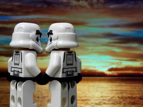 Slachtoffer van anti homogeweld? Blijf aangifte doen!