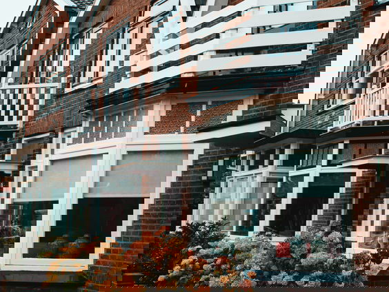 Wat een pech, buurman weg