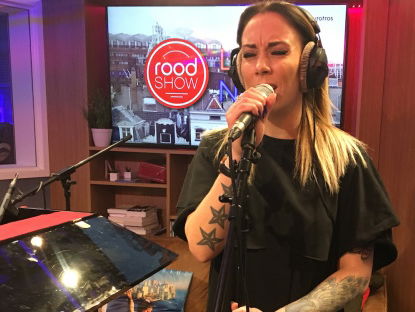 Lisa Lois - Turning Tables live @ RLN