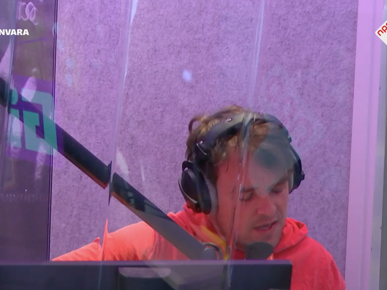 Emil Landman- cover Coldplay Something just like this (Live @ Giel)