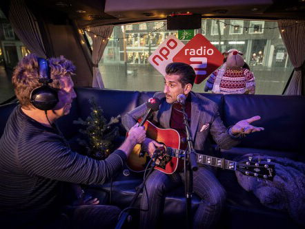 Danny Vera dacht dat 'Roller Coaster' niet op de radio zou komen