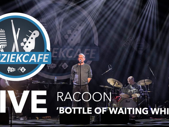 Racoon - 'Bottle Of Waiting Whisky' live bij Muziekcafé