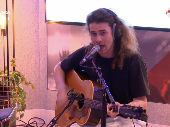 Lucas Hamming - Falling (live @ FraGiel)