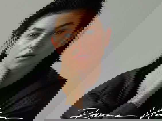 Roxeanne Hazes geeft 'Textuele Voorlichting'