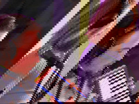 Komodo - Lost Kids (Live @ Giel)