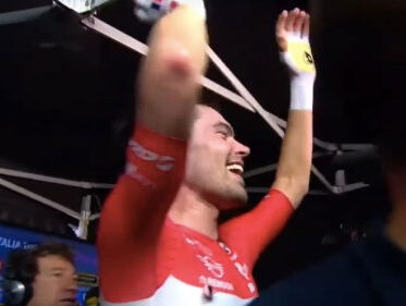 Dumoulin wint: 3 weken Giro samengevat in nog geen anderhalve minuut