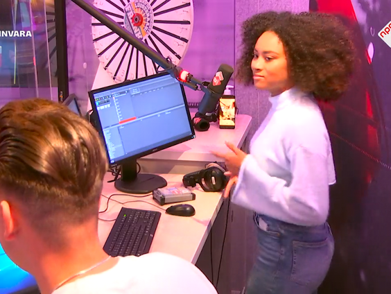 Channah Hewitt & Mick Stender - Disco Inferno (The Trammps Cover) (Live @ Giel)