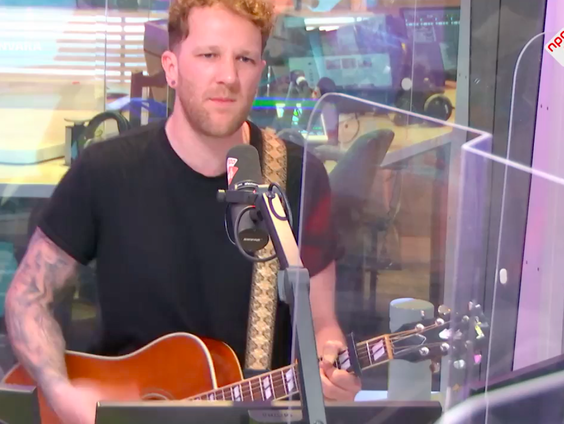 PYRO (Bas)- Coming down (Live @ Giel)