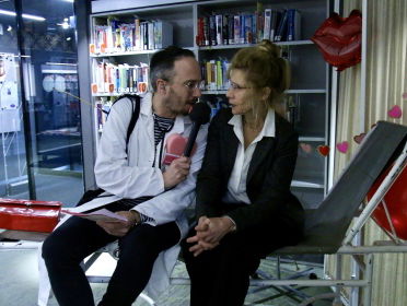 Frank van 't Hof gaat het land in om gebroken harten te lijmen