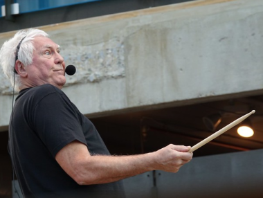 Heeft Golden Earring drummer Cesar Zuiderwijk nooit last van zijn polsen?