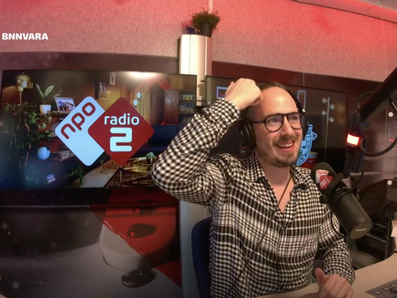 Met welke vrouw gaat Erik op date?