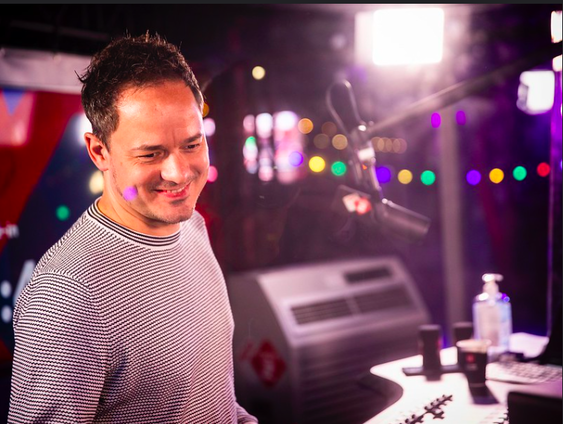 Julien kreeg tijdens zijn studententijd teelbalkanker