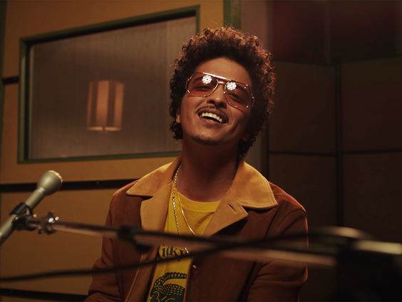 Annemiekes A-Plaat: Bruno Mars, Anderson .Paak, Silk Sonic - 'Leave the Door Open'