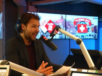 EHBO-cabaretier Tom Lash undercover als PVV'er