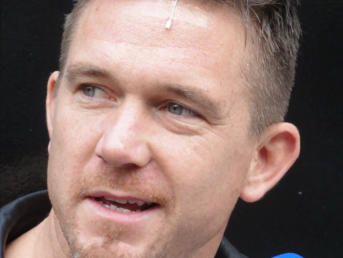 Johhny de Mol zet zich in voor Nacht van de Vluchteling