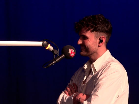 De Borrelplank met Duncan Laurence bij Muziekcafé
