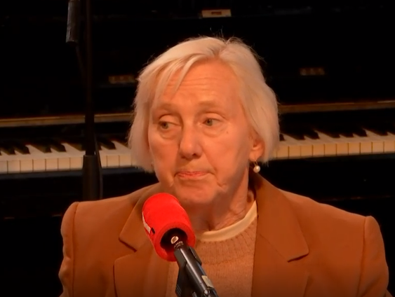 Jannie de Jong leert je omgaan met intimidatie op de werkvloer.