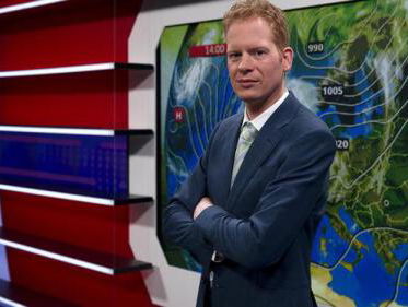 Peter Kuipers Munneke staat in het theater