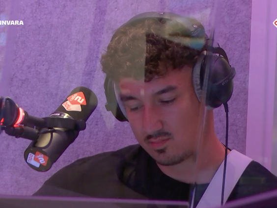 Tyrone Oscar- cover Ring of fire (Live @ Giel)