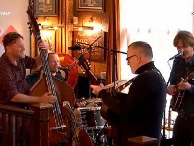 Her Majesty - Fallen Eagle