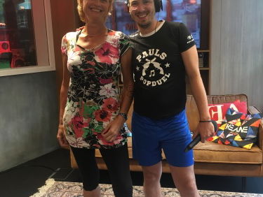 Olga Commandeur krijgt zelfs Frank aan het bewegen