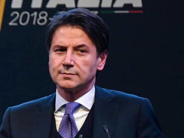 Wie is die nieuwe onbekende en charmante premier van Italië?